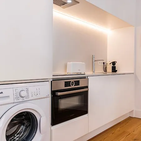 Cozy Hideout I By Innkeeper Daire *