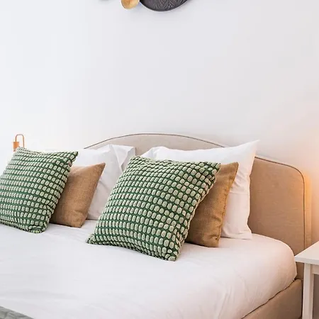 Cozy Hideout I By Innkeeper Apartment
